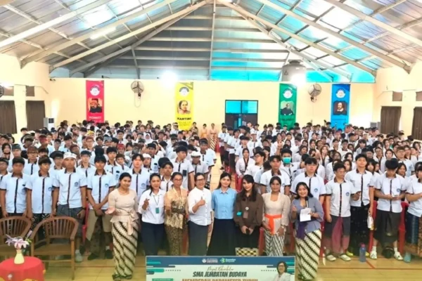 Edukasi Gizi SMA Jembatan Budaya “Membedah Parameter Tubuh untuk Gaya Hidup Sehat”